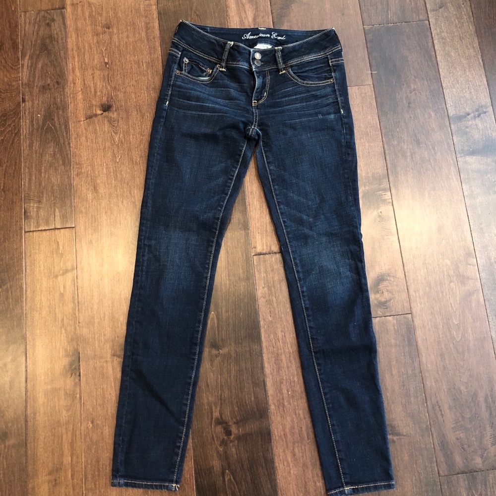 American Eagle dark wash jeans